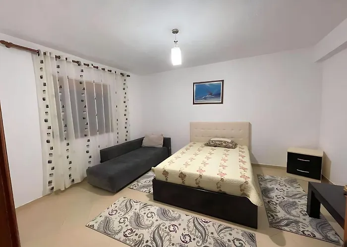 Guri Guest House